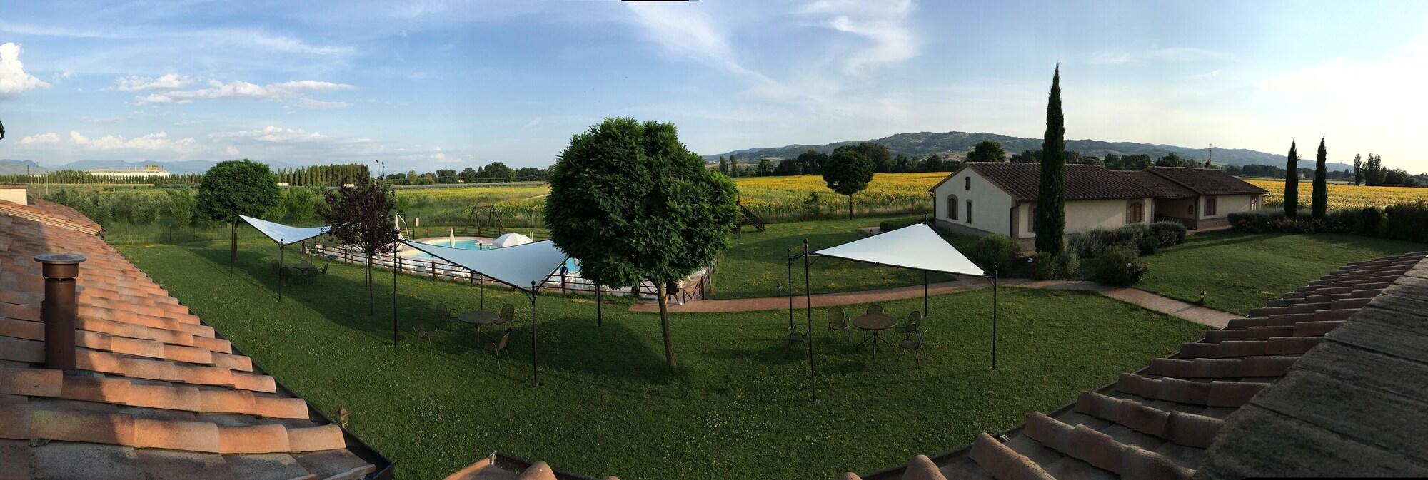 Agriturismo Le Rondini Di Francesco Di Assisi Cannara Εξωτερικό φωτογραφία