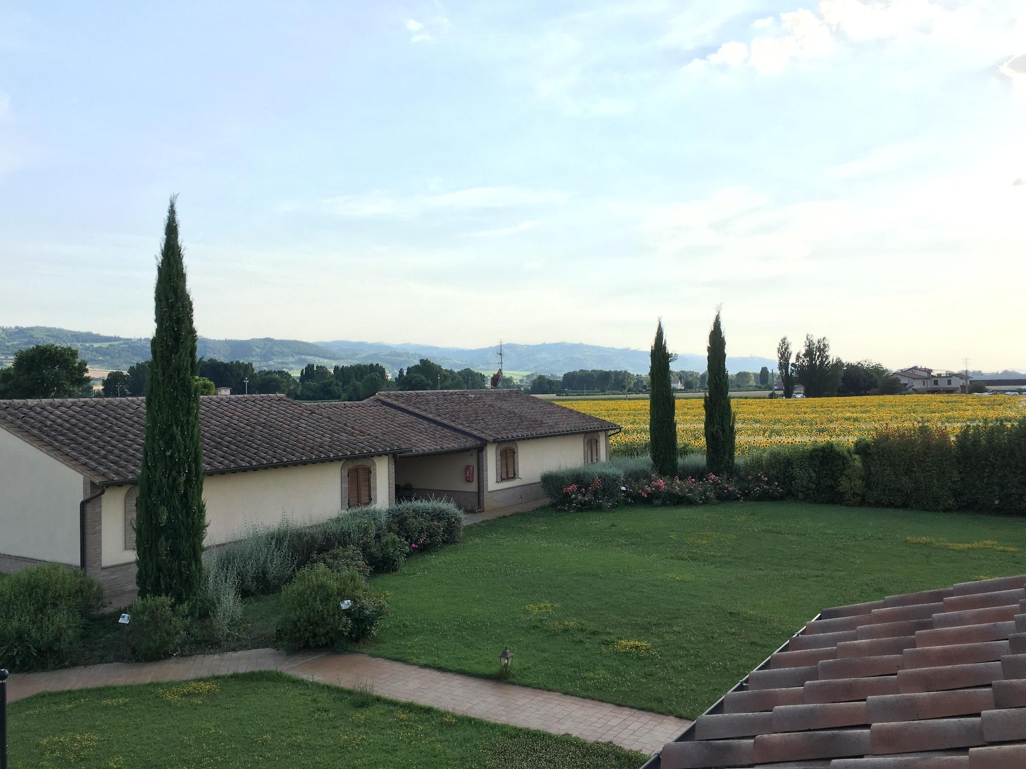 Agriturismo Le Rondini Di Francesco Di Assisi Cannara Εξωτερικό φωτογραφία