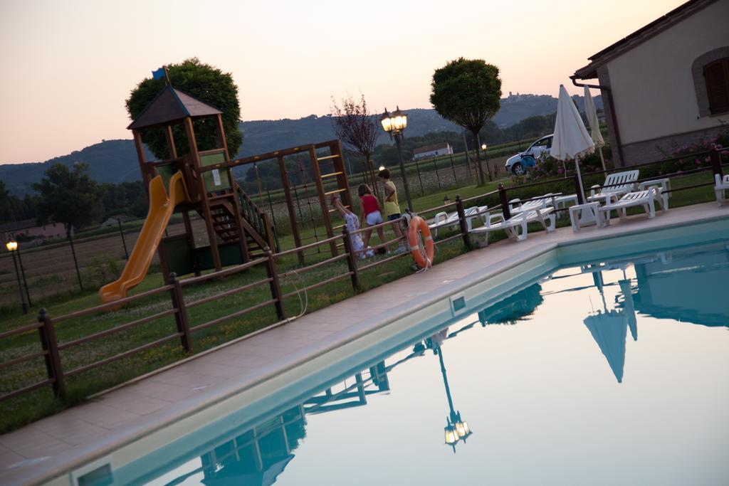 Agriturismo Le Rondini Di Francesco Di Assisi Cannara Εξωτερικό φωτογραφία