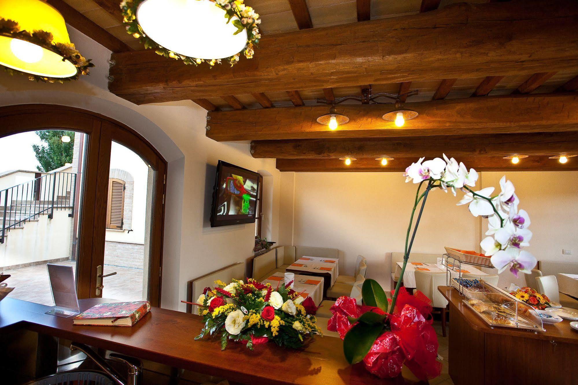 Agriturismo Le Rondini Di Francesco Di Assisi Cannara Εξωτερικό φωτογραφία